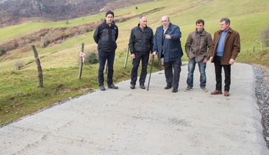 Los caminos que asientan a la población rural 