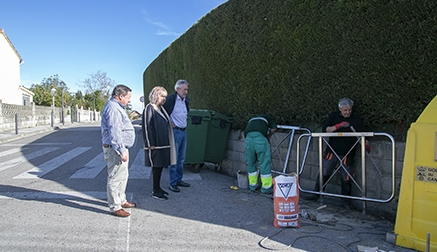 Se instalarán treinta soportes de acero para mejorar la seguridad de los contenedores de basura