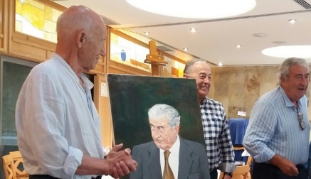 Un retrato del duque de San Carlos, obra de Pedro Crespo de Lara, obsequio para el homenajeado