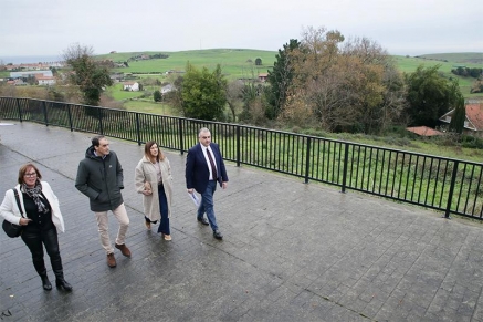 Cóbreces contará con un área recreativa y aparcamiento en el mirador que tendrá un coste de 500.000 euros