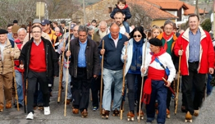 Tanta foto y vídeo en cada romería te resta 