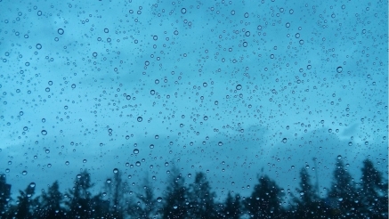 Cantabria se prepara para el paso de la borrasca Kirk: viento, lluvias y oleaje en el Cantábrico